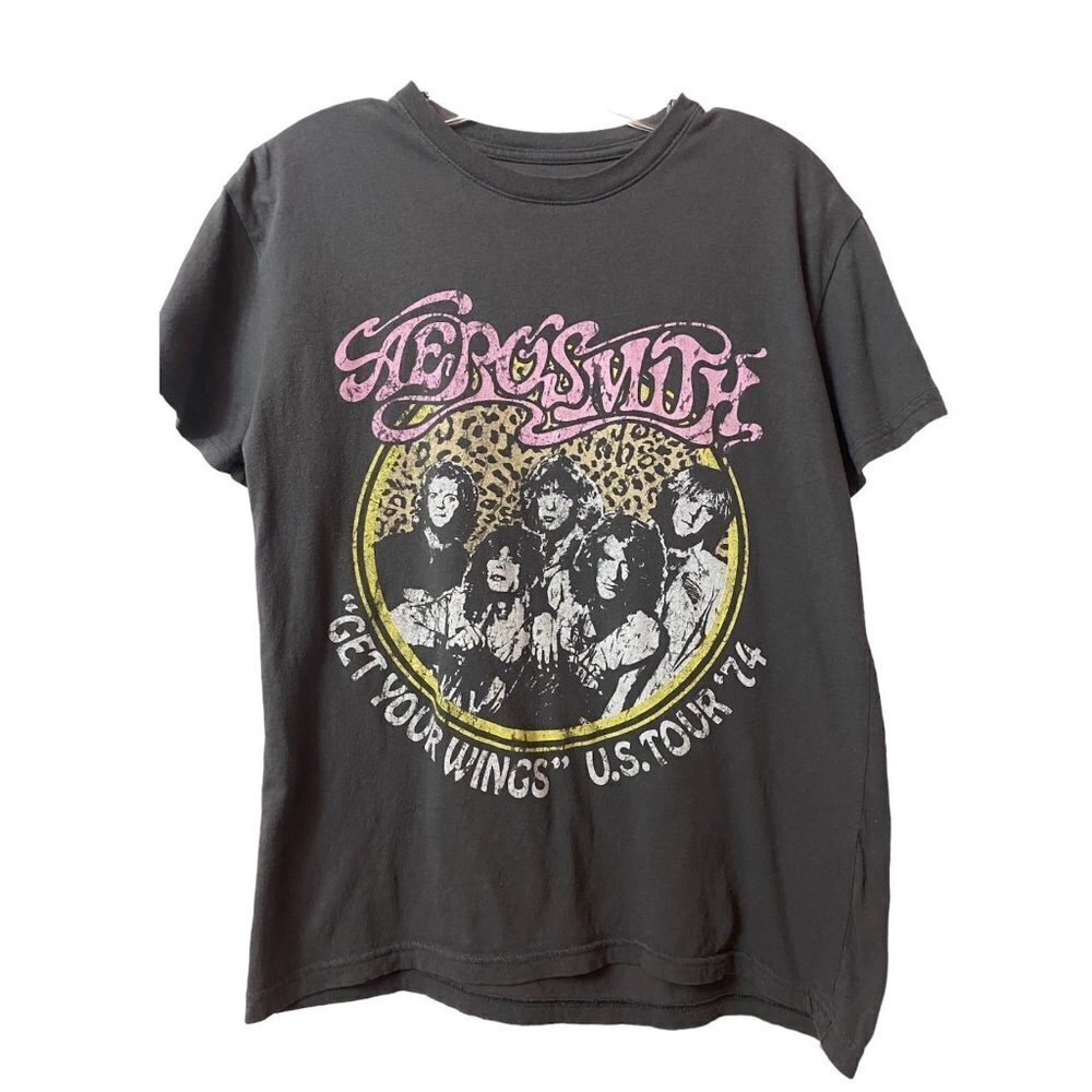 Aerosmith Band Get Your Wings Gray Short Sleeve Graphic T-Shirt - Small